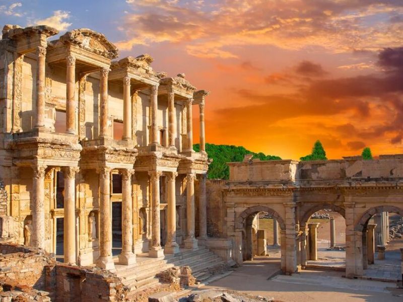 DENİZLİ ÇIKIŞLI GÜNÜBİRLİK EFES - ŞİRİNCE - KUŞADASI TURU