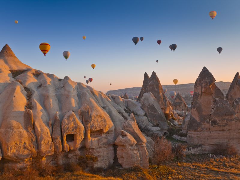 DENİZLİ ÇIKIŞLI KAPADOKYA PERİ BACALARI TURU