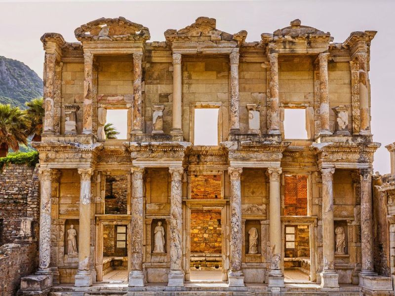 DENİZLİ ÇIKIŞLI GÜNÜBİRLİK EFES - ŞİRİNCE - KUŞADASI TURU